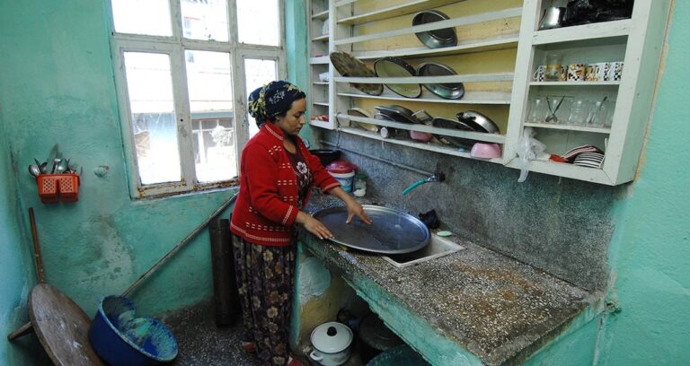 118 milyon kisi asiri yoksullugun pencesinde yA7ft3xx