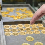 altinin grami haftanin ilk gunune dususle basladi iste altinda haftanin ilk rakami 11 agustos 2025 pG5rmC8N