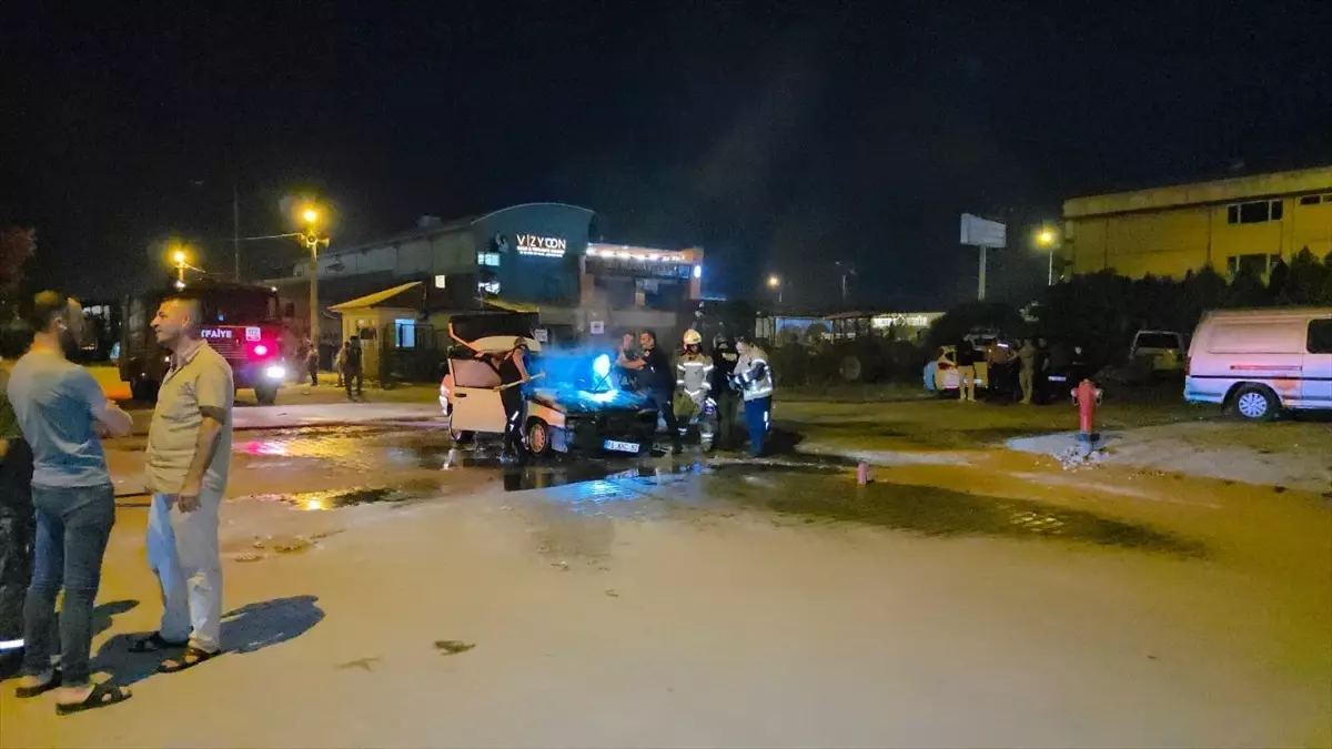 inegolde seyir halindeki arac yangin cikardi 159Rt1Og