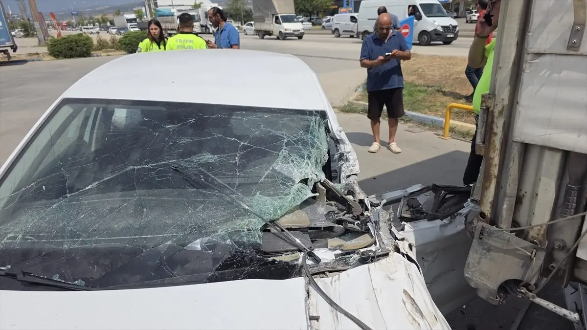 inegolde tira carpan surucu agir yaralandi 9fHy7XhY