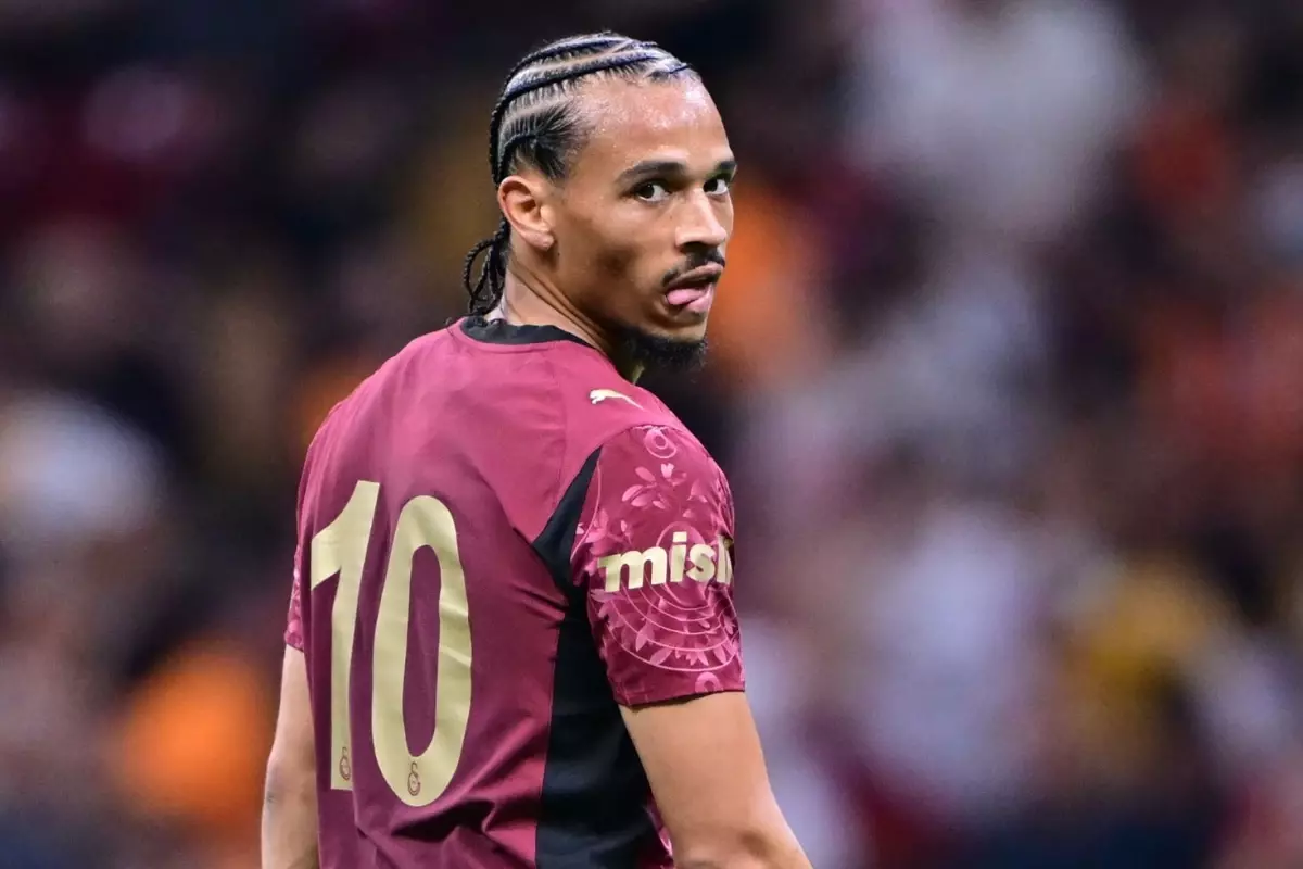 leroy saneden sacha boeye surpriz telefon Ls8iEIOy