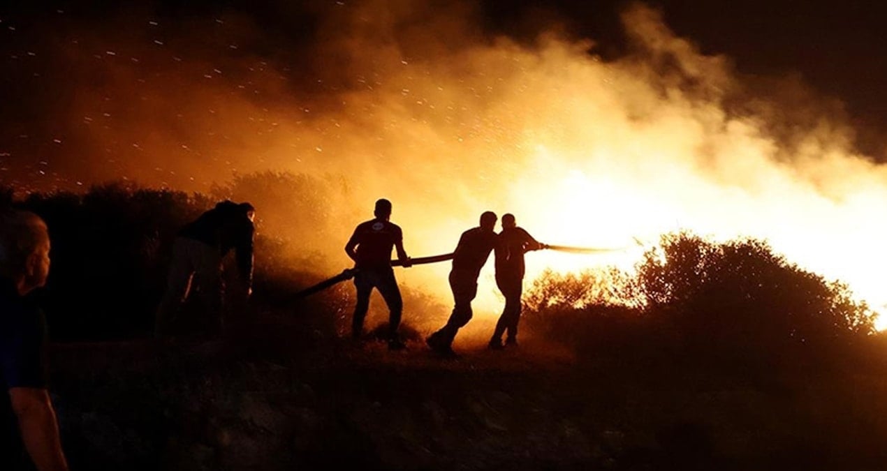 yunanistanda cok sayida yerlesim yeri tahliye edildi 4NrsAcVl