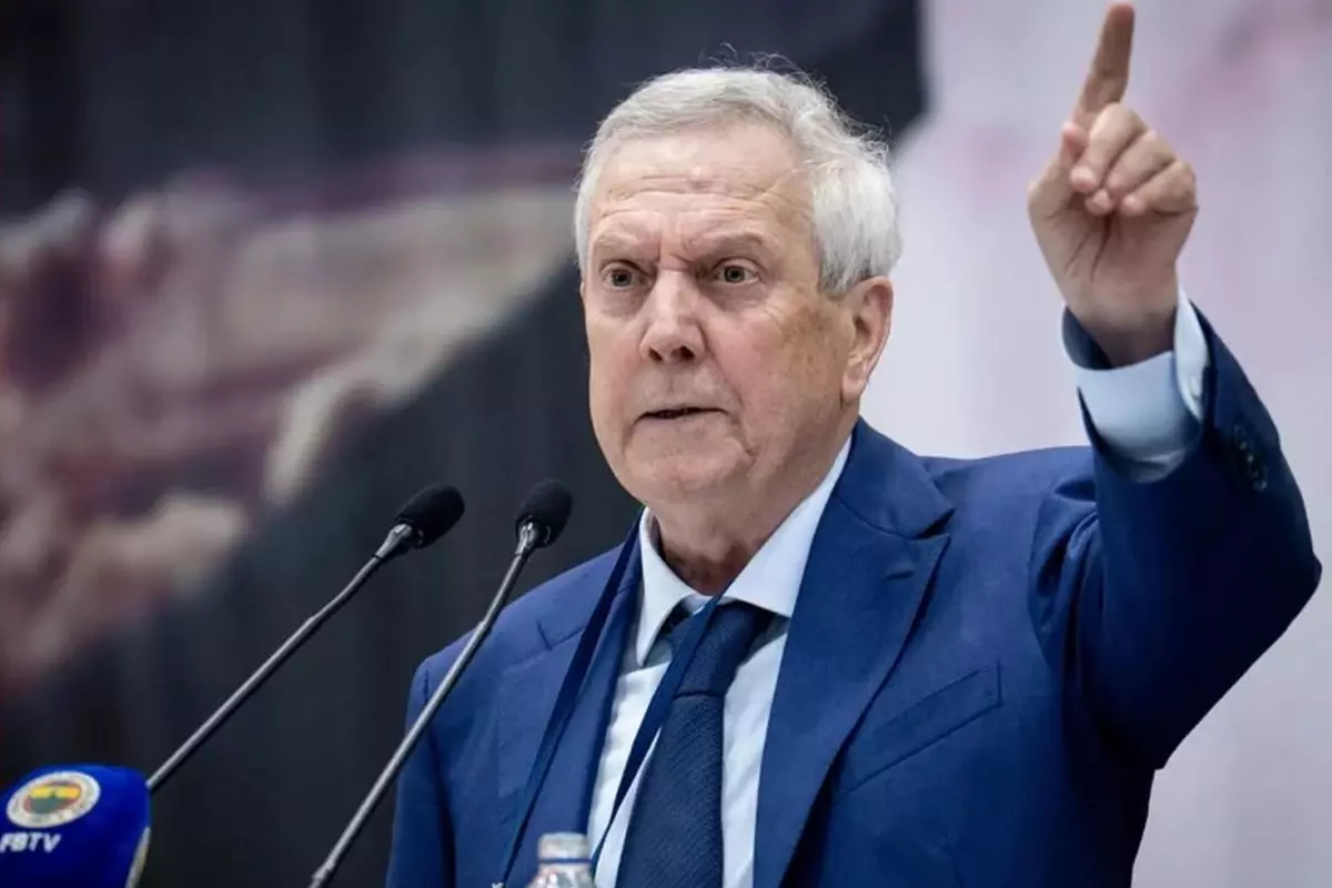 aziz yildirimin dedigi oldu fenerbahcede yonetime yetki verilmedi kWdINWaY