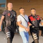 bursada polise baskasinin kimligini gosteren supheli suc makinesi cikti cIF9q3lN