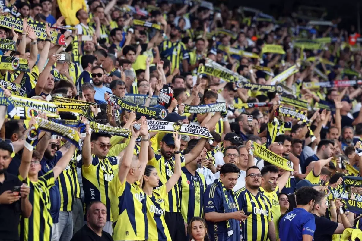 fenerbahcenin borcu 215 milyar tl qjT5wpbG