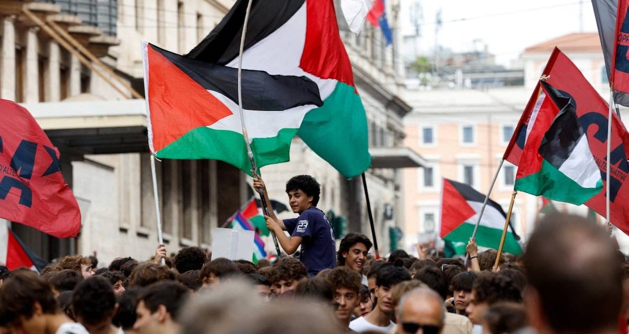 italya hukumeti filistini tanimadi sokaklar karisti W7FHDJeK