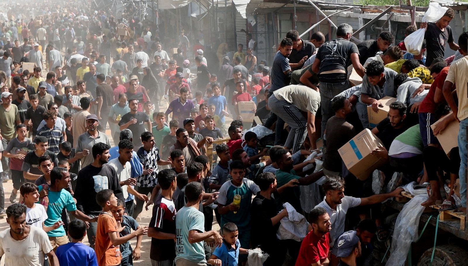 ateskes sonrasi yardim tirlari gazzeye ulasti mi gufIzqQH.jpg