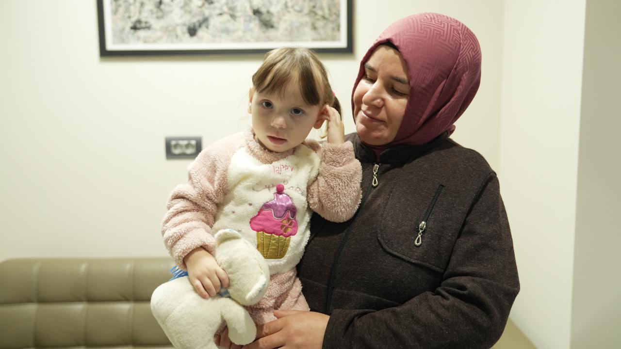 karaciger yetmezligiyle dogdu annesinin fedakarligiyla hayata tutundu EM9MEpNZ.jpg