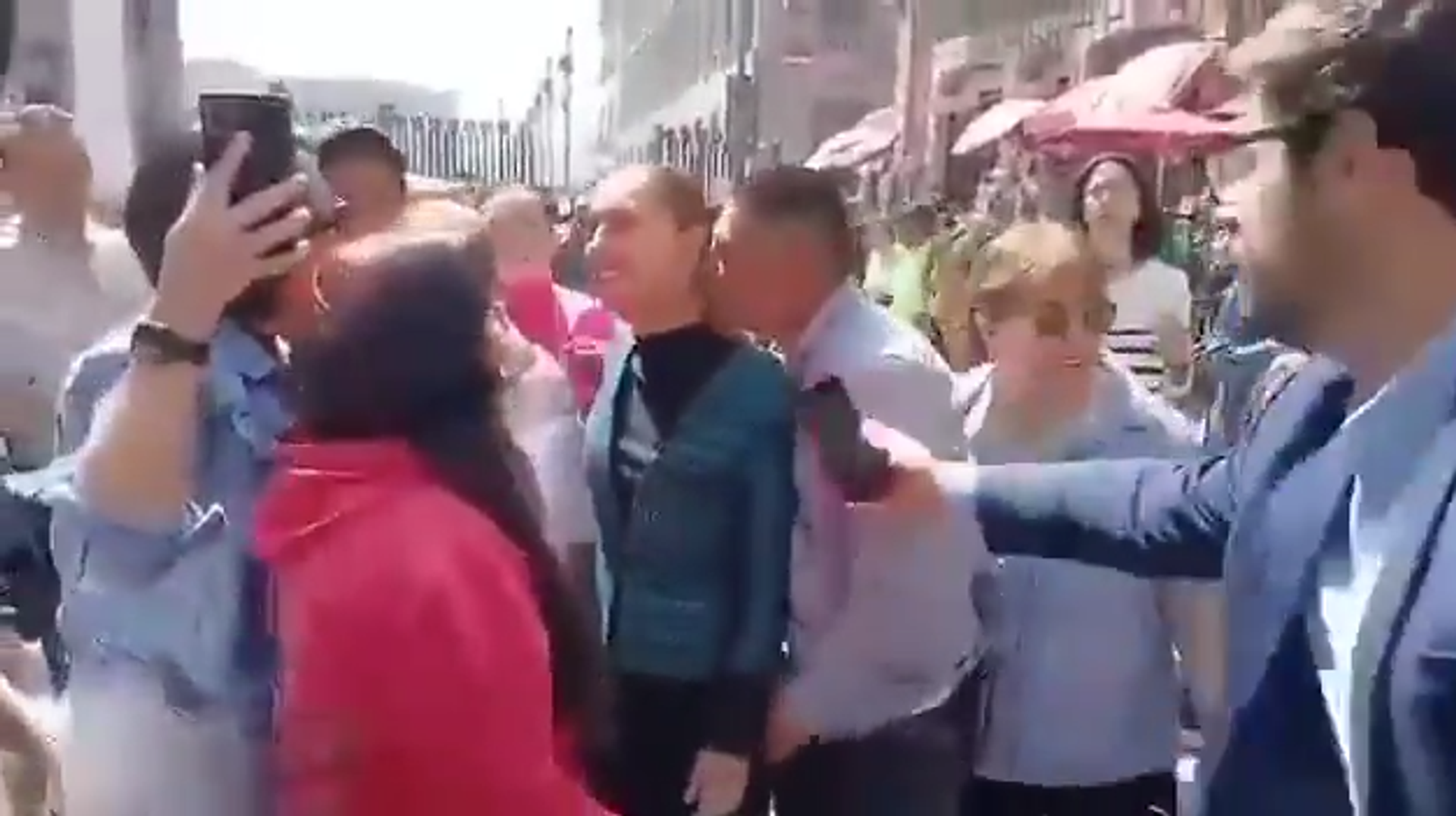 meksika devlet baskani sheinbaum taciz sonrasi dava acti bu mucadele tum kadinlar icin B3ZPzhH9.png