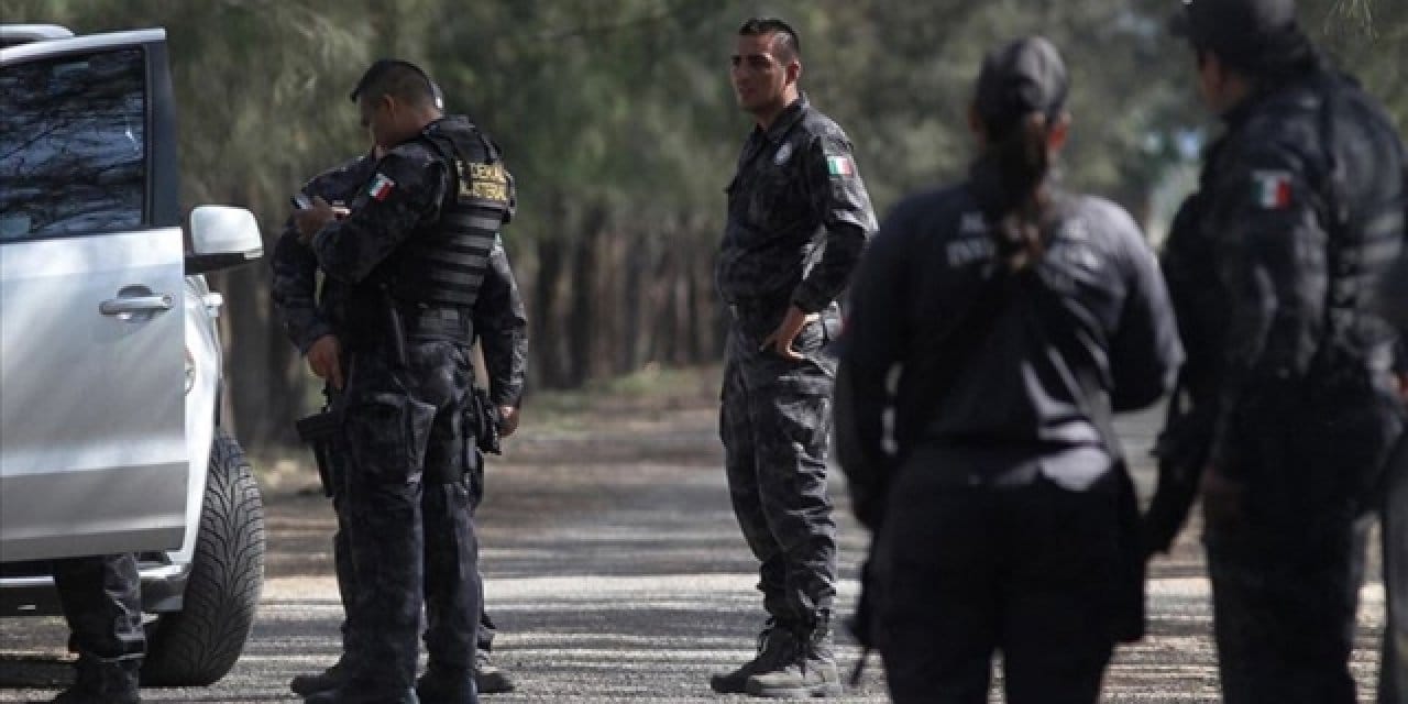 meksikada kartel ve polis catisti 13 olu cQfvvfwu.jpg