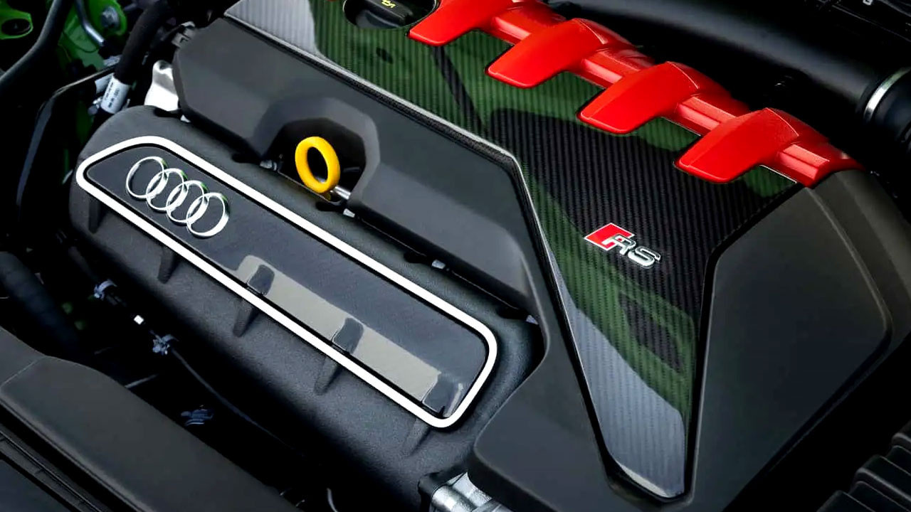 Audi, yeni bir içten yanmalı spor otomobil tanıtacak