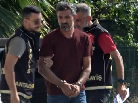 Boşandığı eşini eşarpla boğarak öldüren sanık ile ilgili karar çıktı